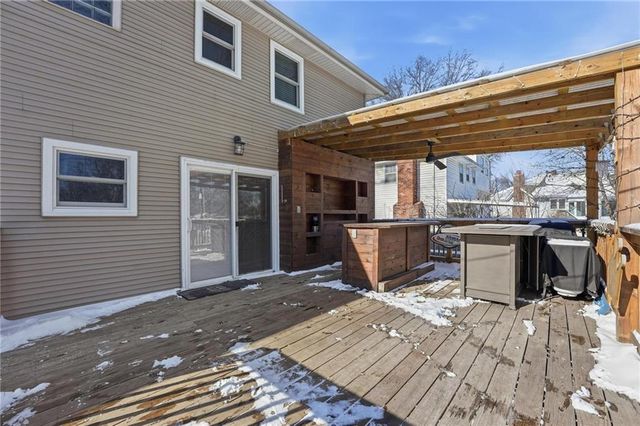 6009 EARNSHAW Street, Shawnee, KS 66216