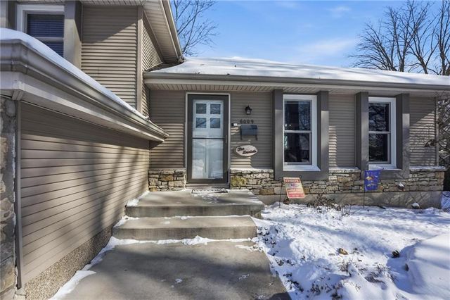 6009 EARNSHAW Street, Shawnee, KS 66216