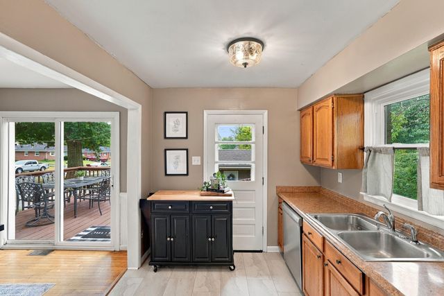 2909 Clays Mill Road, Lexington, KY 40503