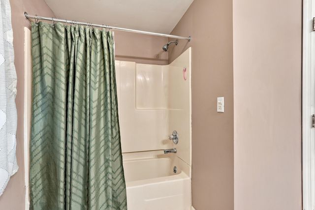 2909 Clays Mill Road, Lexington, KY 40503