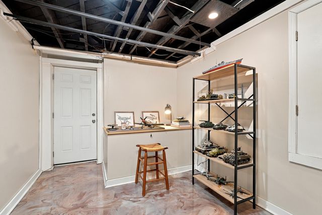 2909 Clays Mill Road, Lexington, KY 40503