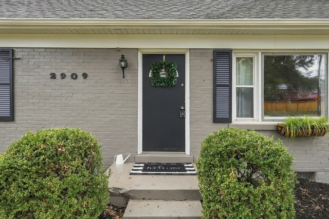 2909 Clays Mill Road, Lexington, KY 40503