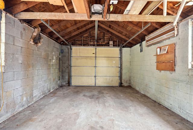 2909 Clays Mill Road, Lexington, KY 40503
