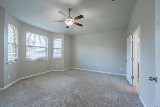 13311 Badlands Bnd, St Hedwig, TX 78152