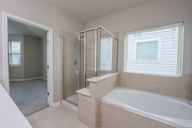 13311 Badlands Bnd, St Hedwig, TX 78152