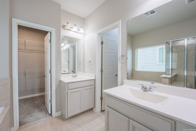 13311 Badlands Bnd, St Hedwig, TX 78152