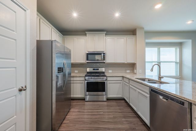 13311 Badlands Bnd, St Hedwig, TX 78152