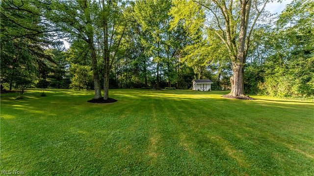 6903 E Sprague Road, Independence, OH 44131