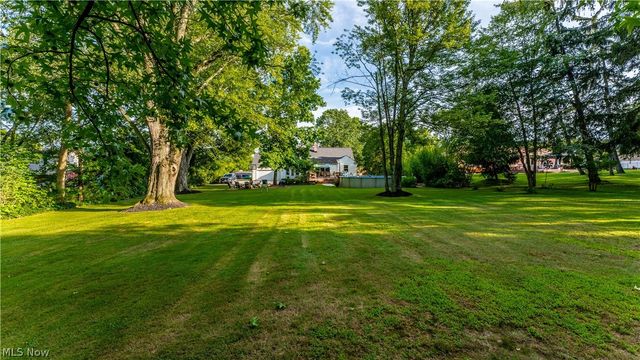6903 E Sprague Road, Independence, OH 44131