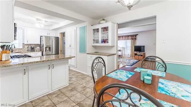 6903 E Sprague Road, Independence, OH 44131