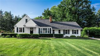 6903 E Sprague Road, Independence, OH 44131