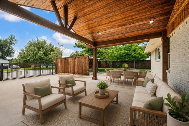8405 Greenstone Drive, Dallas, TX 75243