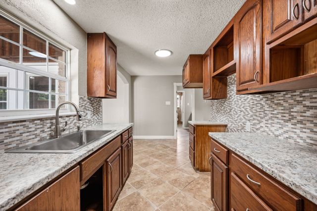 8405 Greenstone Drive, Dallas, TX 75243