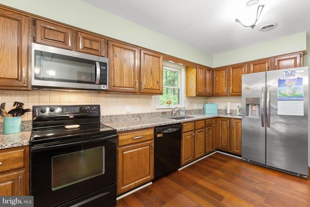 102 GLENWOOD AVE, Stafford, VA 22554