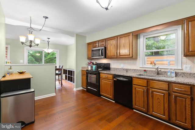 102 GLENWOOD AVE, Stafford, VA 22554