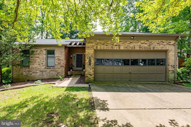 102 GLENWOOD AVE, Stafford, VA 22554
