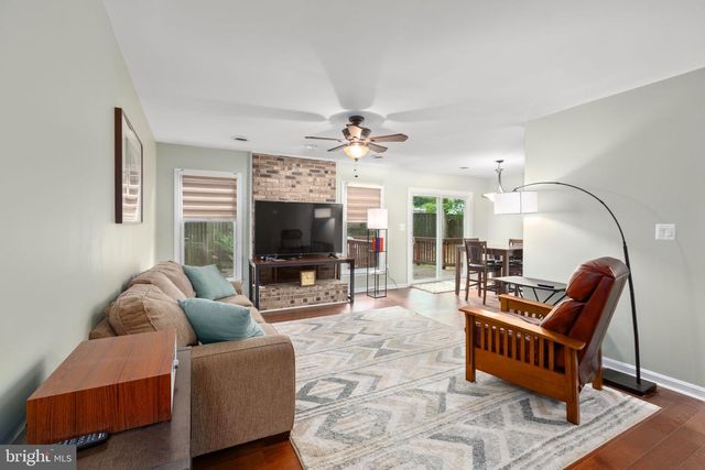 102 GLENWOOD AVE, Stafford, VA 22554