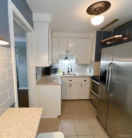 3402 Ravena Avenue, Royal Oak, MI 48073