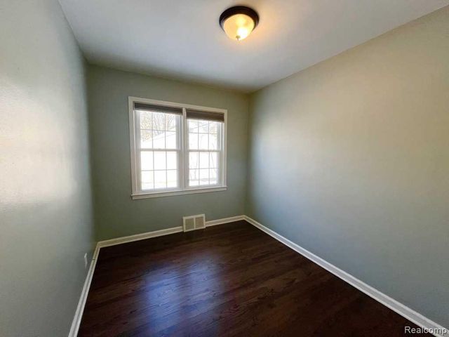 3402 Ravena Avenue, Royal Oak, MI 48073