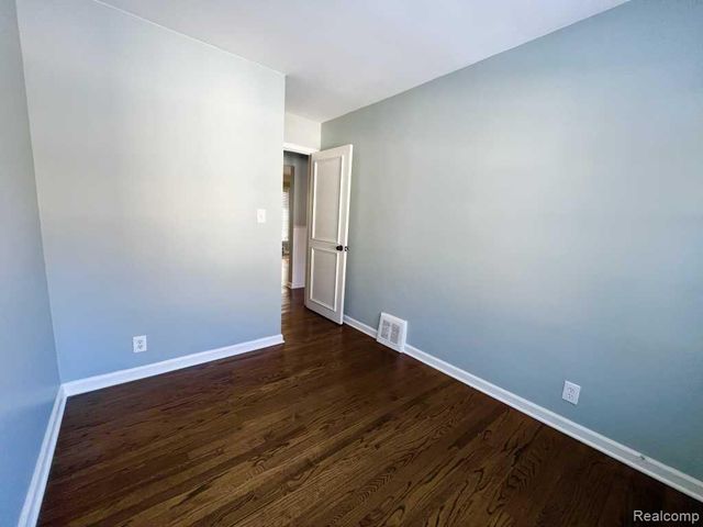 3402 Ravena Avenue, Royal Oak, MI 48073