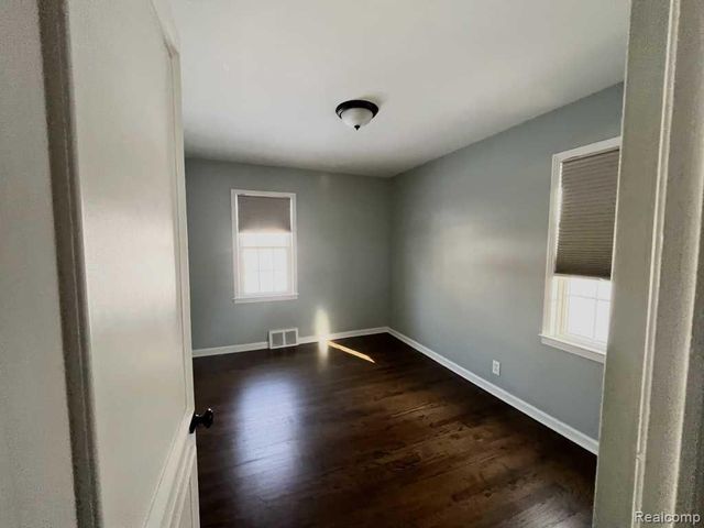 3402 Ravena Avenue, Royal Oak, MI 48073