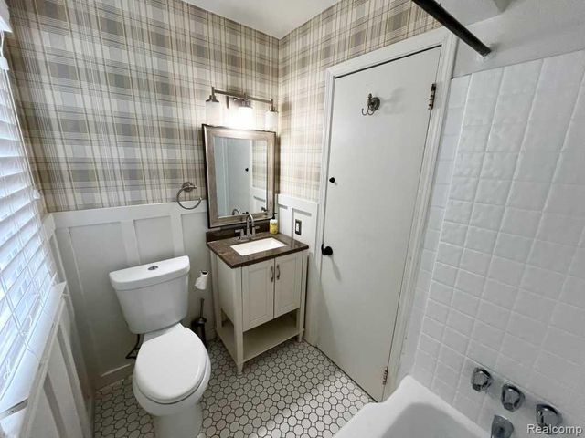 3402 Ravena Avenue, Royal Oak, MI 48073