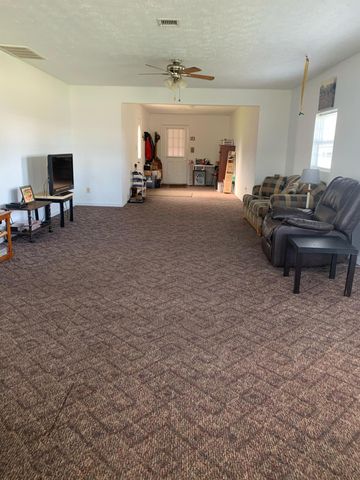 8550 Highway E, Houston, MO 65483