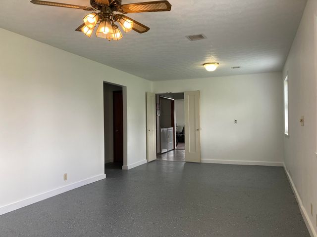 8550 Highway E, Houston, MO 65483