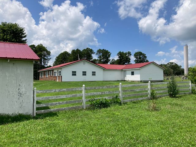 8550 Highway E, Houston, MO 65483