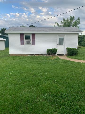 8550 Highway E, Houston, MO 65483