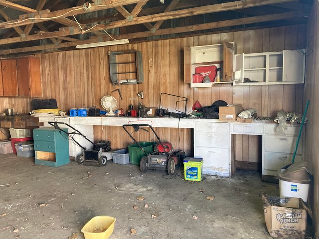 8550 Highway E, Houston, MO 65483