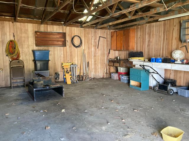 8550 Highway E, Houston, MO 65483