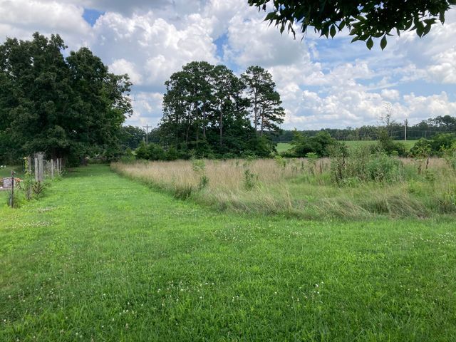 8550 Highway E, Houston, MO 65483