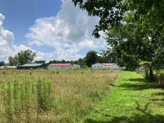 8550 Highway E, Houston, MO 65483