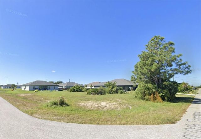 2416 NW 9TH TER, Cape Coral, FL 33993