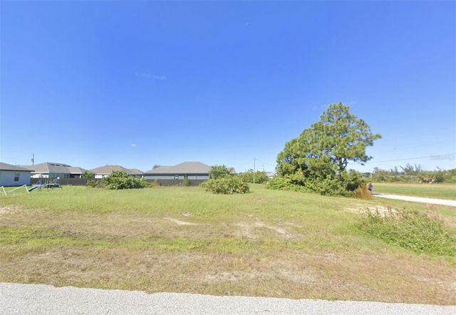 2416 NW 9TH TER, Cape Coral, FL 33993