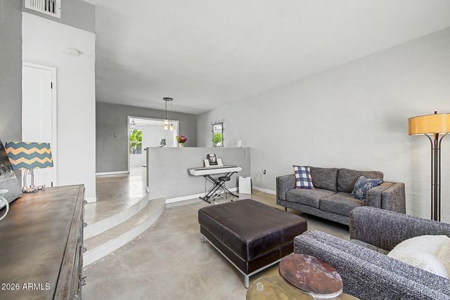 181 LAGUNA Drive W, Litchfield Park, AZ 85340
