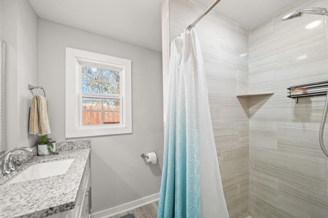 5605 Colfax Street, Houston, TX 77020