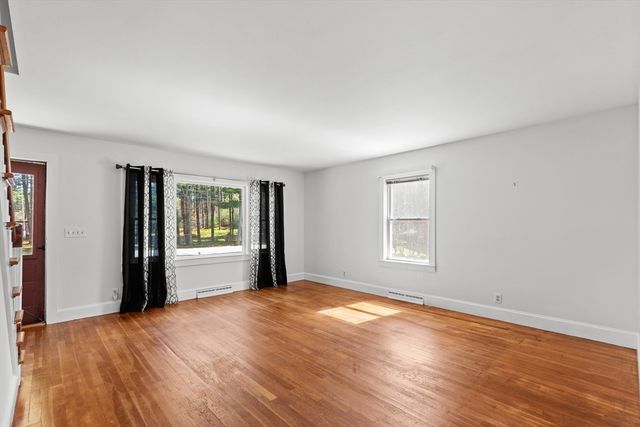 52 Clear Pond Rd, Lakeville, MA 02347