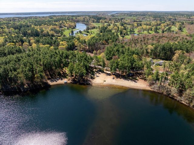 52 Clear Pond Rd, Lakeville, MA 02347