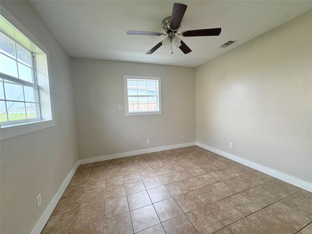3515 5th Street, Bay City, TX 77414