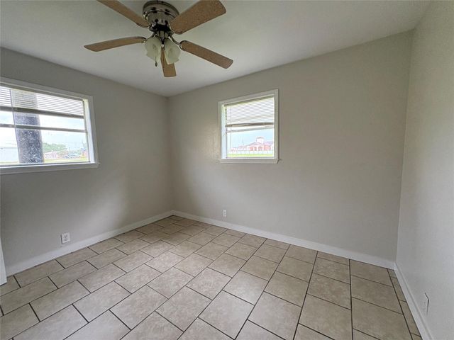 3515 5th Street, Bay City, TX 77414