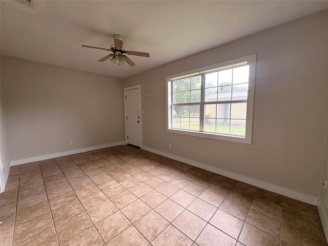 3515 5th Street, Bay City, TX 77414