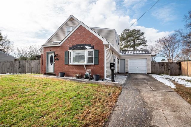 237 Dillon DR, Virginia Beach, VA 23452