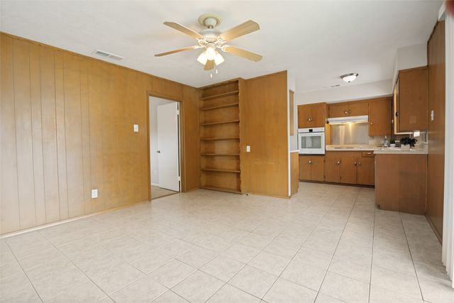 7003 Kingsbury Drive, Dallas, TX 75231