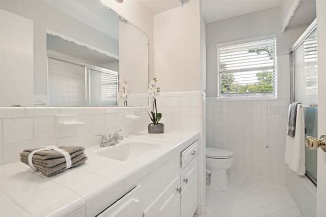 7003 Kingsbury Drive, Dallas, TX 75231