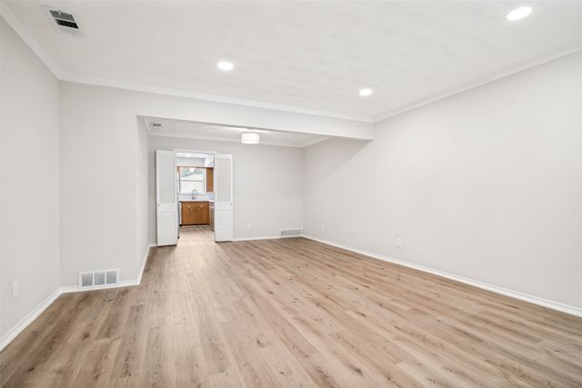7003 Kingsbury Drive, Dallas, TX 75231