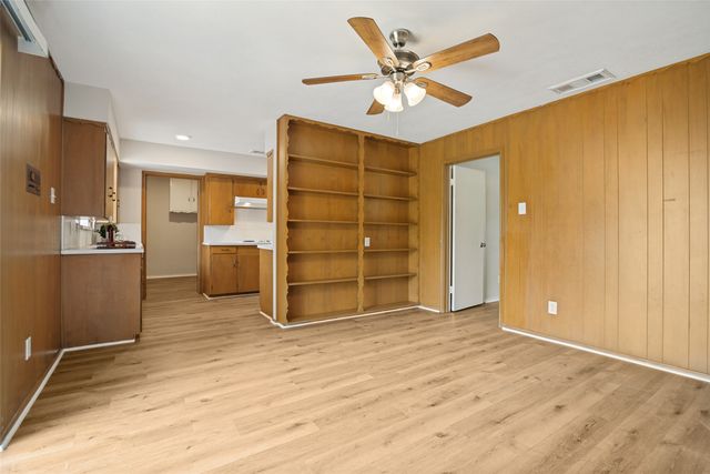 7003 Kingsbury Drive, Dallas, TX 75231