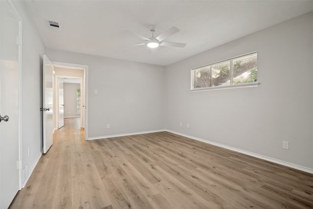 7003 Kingsbury Drive, Dallas, TX 75231