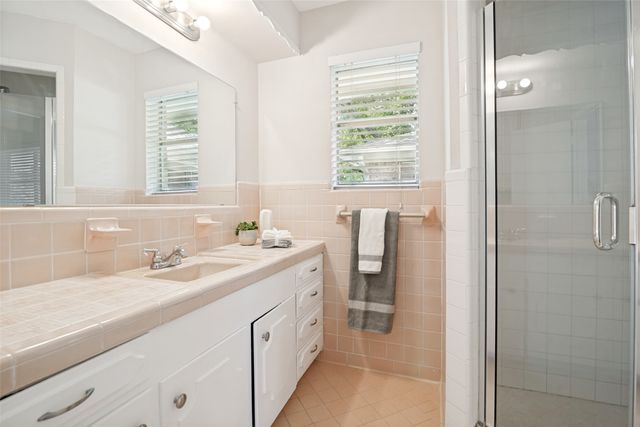 7003 Kingsbury Drive, Dallas, TX 75231